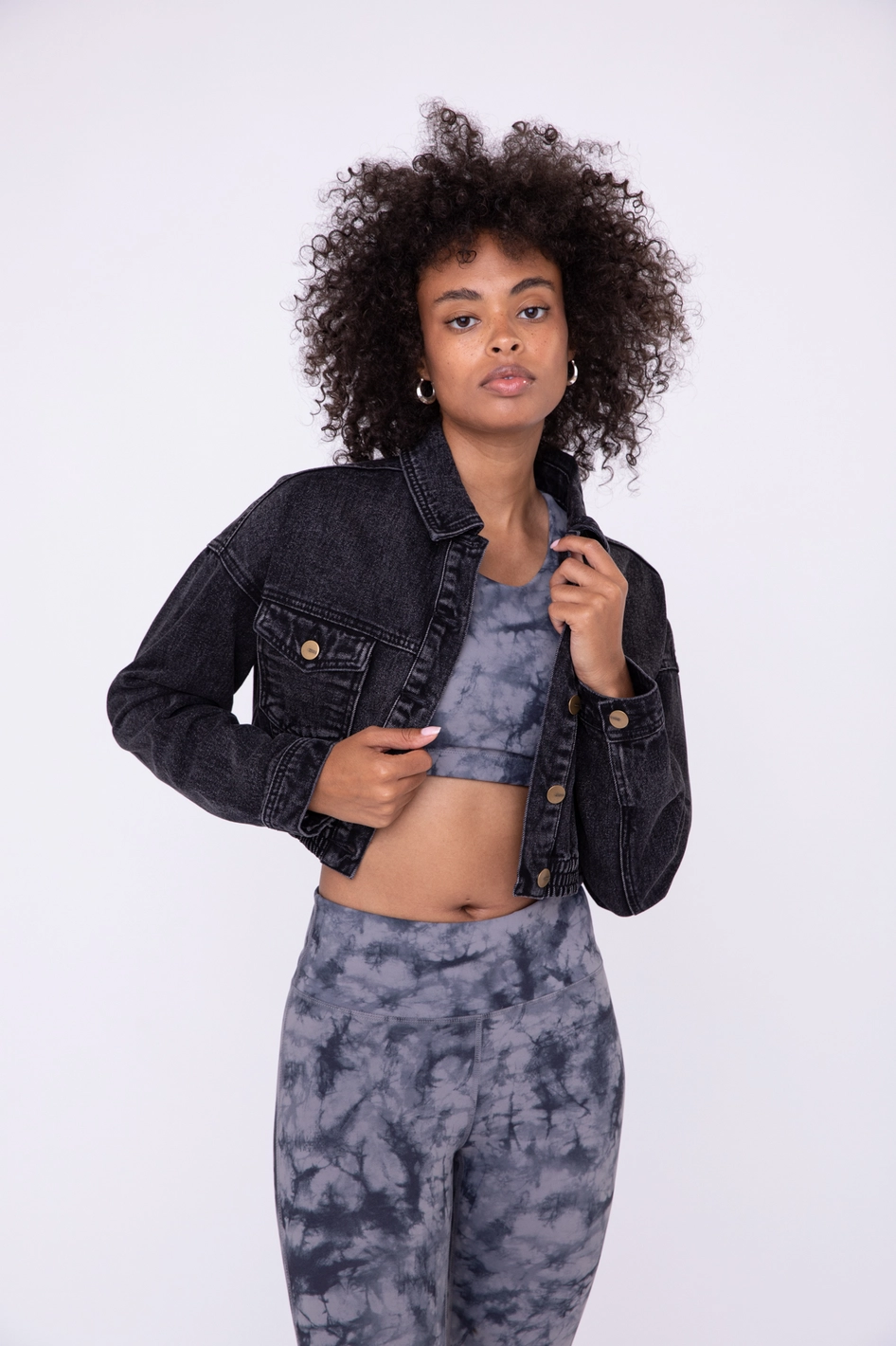 Aria Vintage Black Cropped Denim Jacket