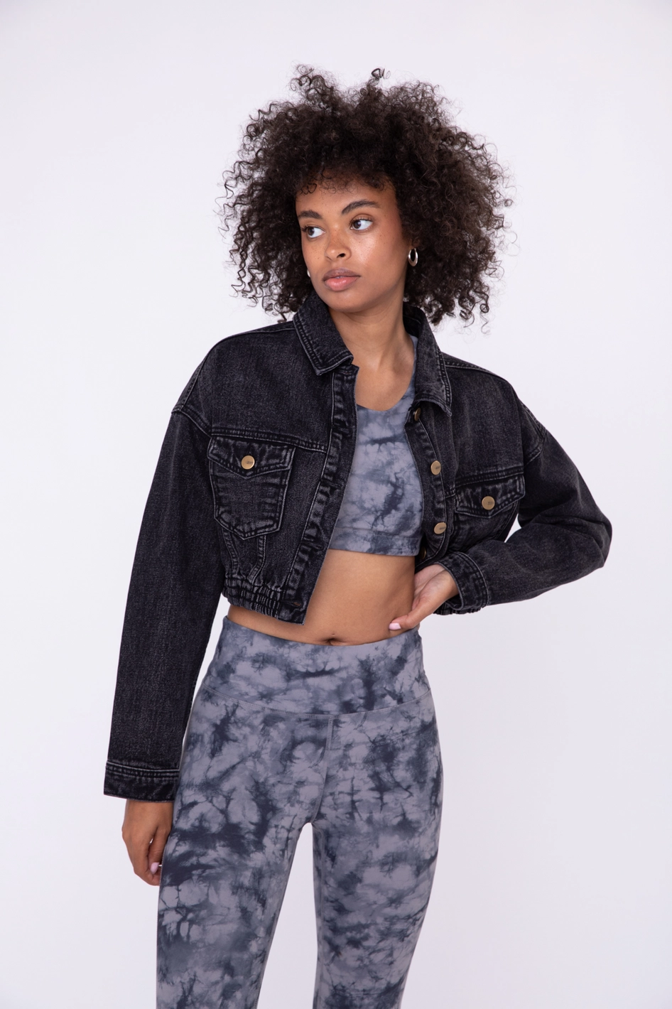 Aria Vintage Black Cropped Denim Jacket