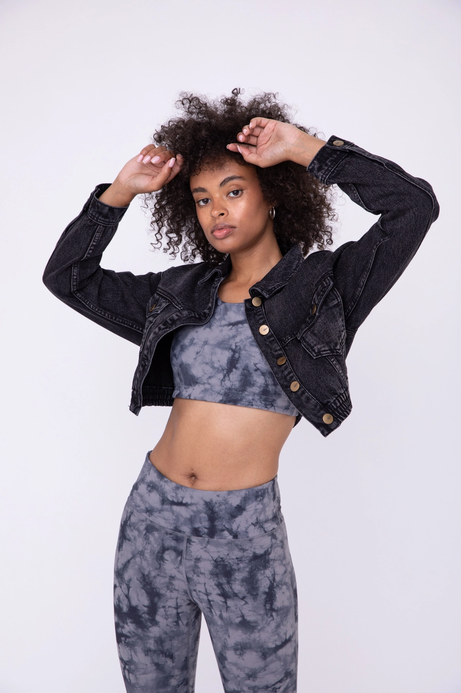 Aria Vintage Black Cropped Denim Jacket