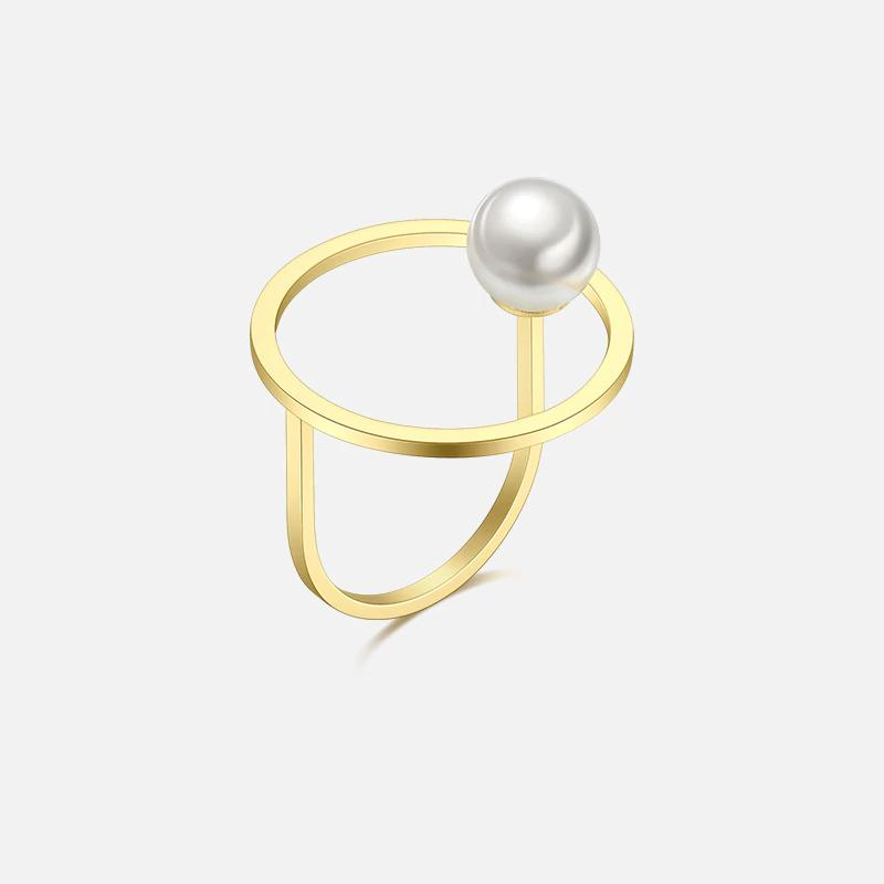 Halo Pearl Gold Ring