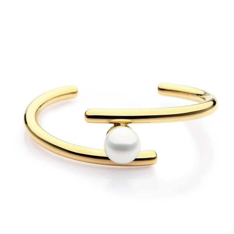 Parallels Gold Pearl Cuff