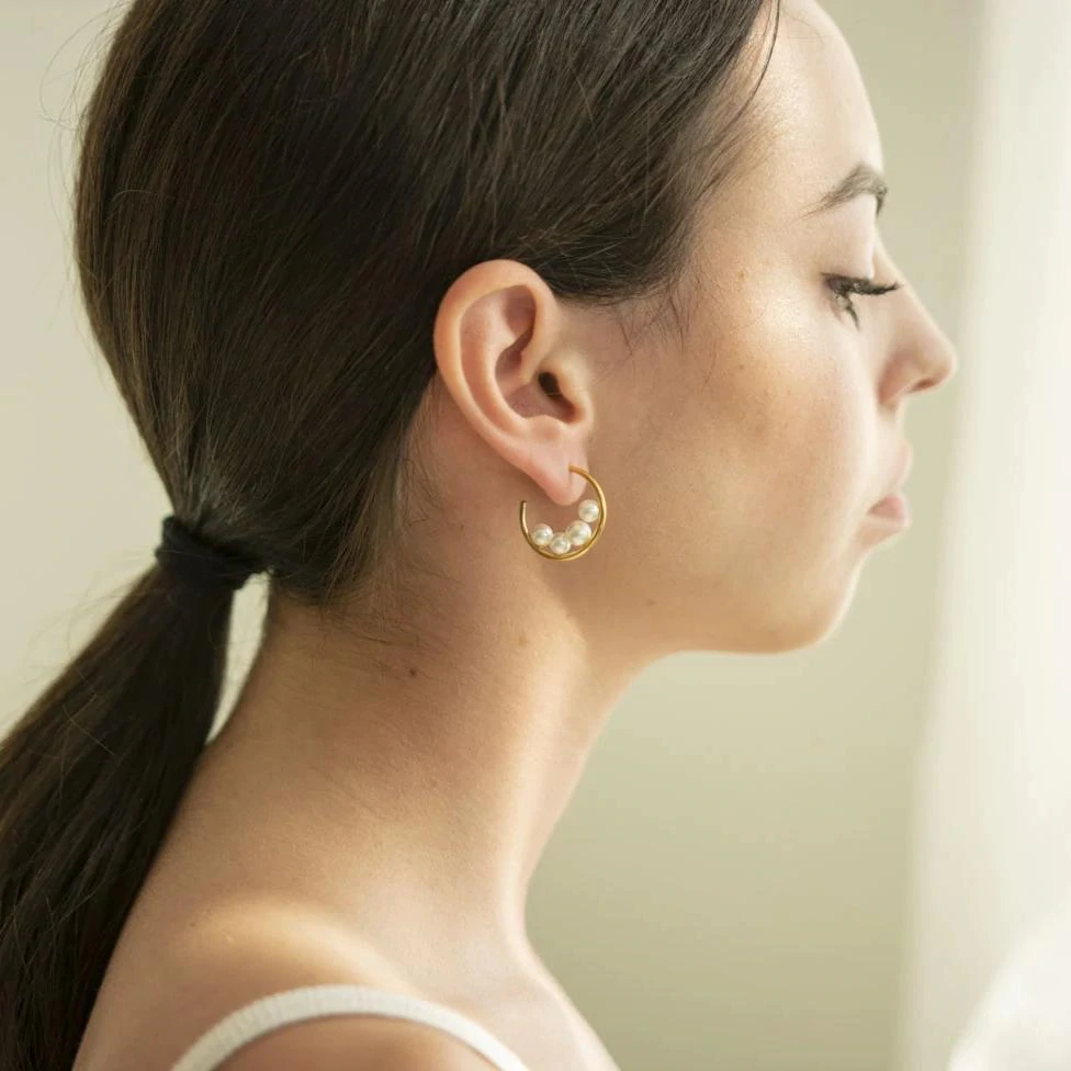 Uptown Pearls Hoop Earrings
